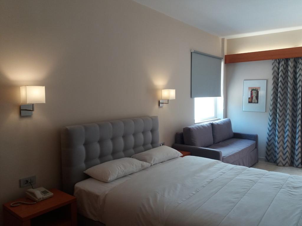 Antikyra Beach Hotel Exterior photo
