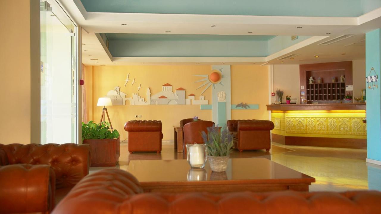 Antikyra Beach Hotel Exterior photo