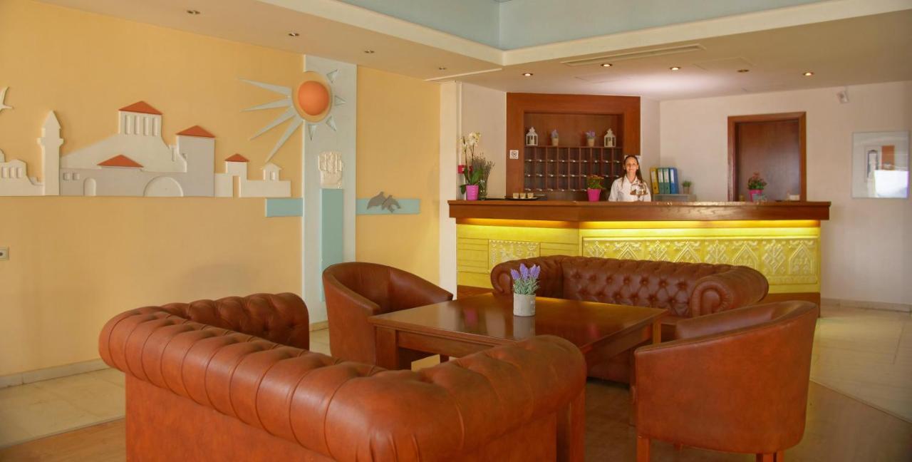 Antikyra Beach Hotel Exterior photo